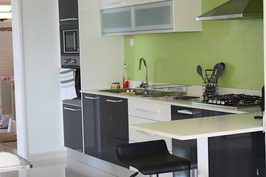 Twins Apartments Flic en Flac Экстерьер фото