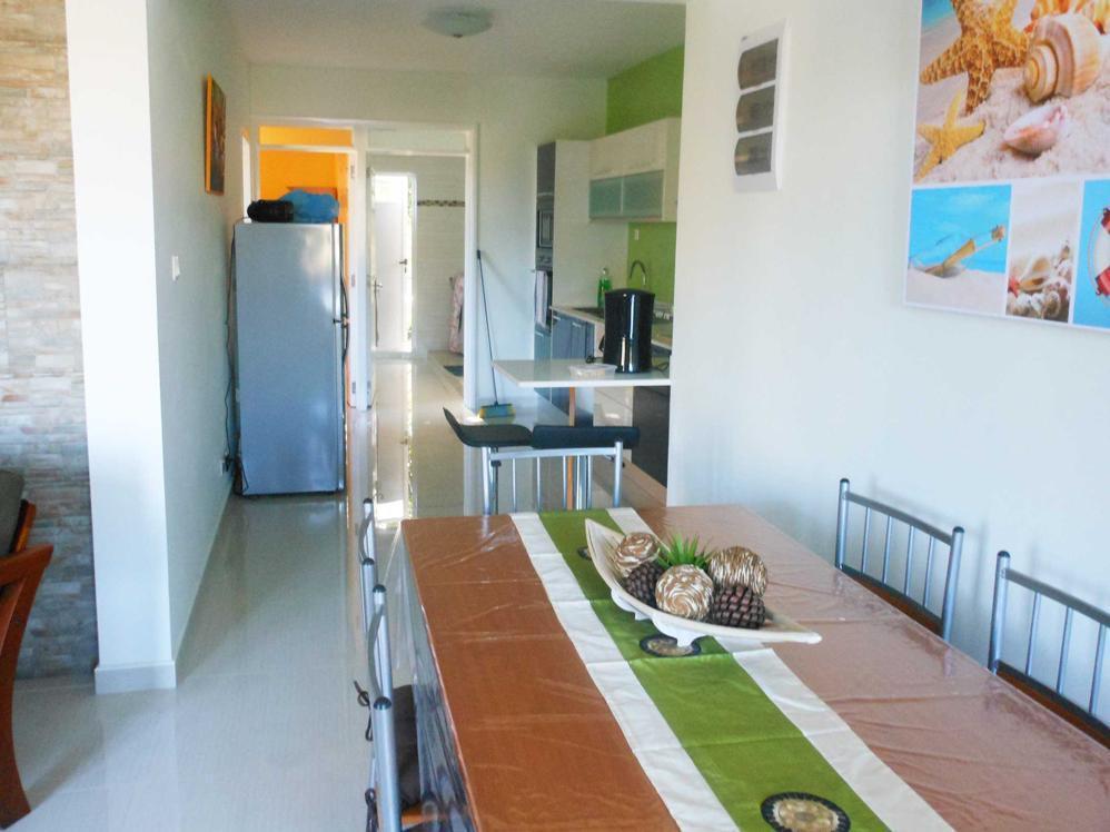 Twins Apartments Flic en Flac Экстерьер фото